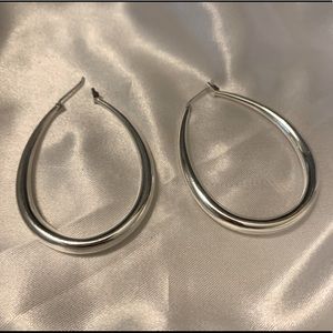 Sterling Silver Beautiful Lightweight Elongated Hoop Earrings